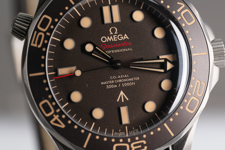 2023 Omega Seamaster Model 21092422001001 "Never Say Die" Full set