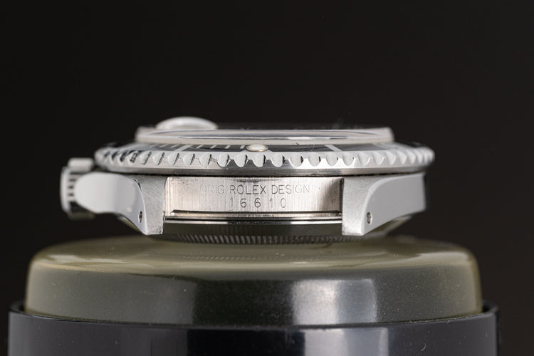 1990 Rolex Submariner 16610 Creamy Tritium Lume Plots & Hands, Box & Hangtag