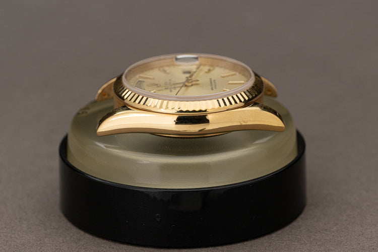 2001 Rolex 18k Day-Date 118238 Tapestry Dial