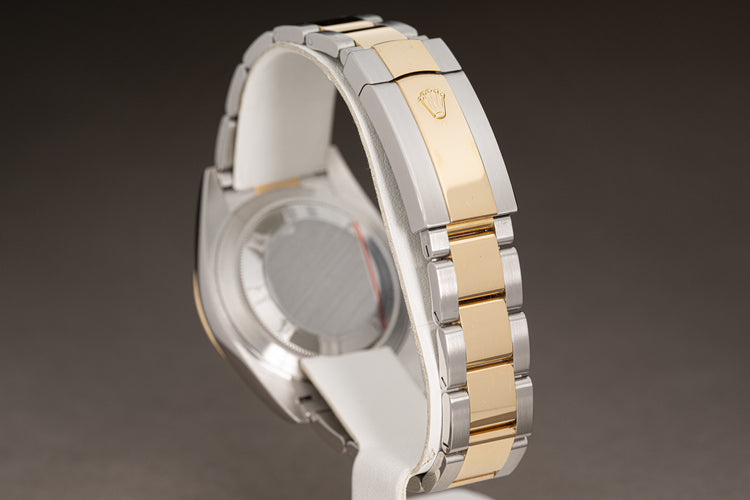 2020 Rolex 126333 18k/St Oyster Bracelet Datejust 41mm White Dial w/ Box, Card, Booklets & Hangtags