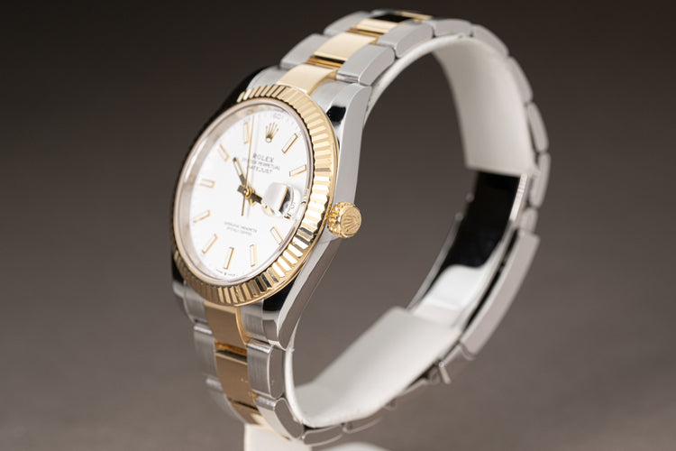 2020 Rolex 126333 18k/St Oyster Bracelet Datejust 41mm White Dial w/ Box, Card, Booklets & Hangtags