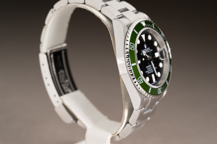 2009 Rolex 16610LV Green Bezel Submariner Full Set
