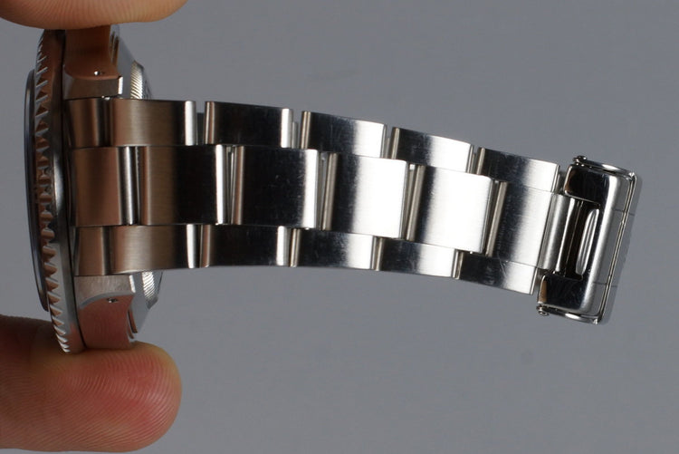 1998 Rolex Sea Dweller 16600 with RSC Papers