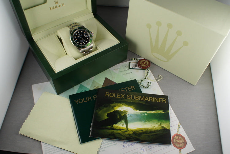 2004 Rolex Green Submariner 16610 LV Mark 1 dial and Mark 2 bezel