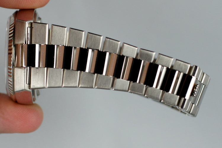 1979 WG OysterQuartz Day-Date 19019