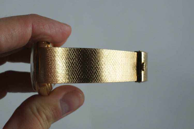 1982 Rolex Solid 18K Date 1514 with Rare Rolex Band