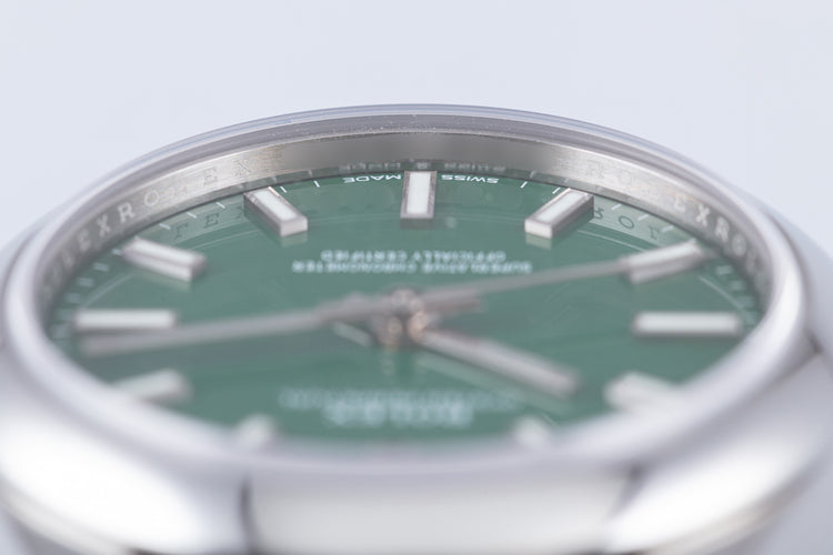 2021 Rolex Oyster Perpetual 31mm 277200 Green Dial Box & Card