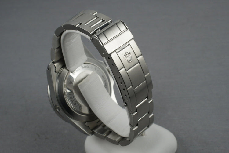 Rolex Sea Dweller 16660 with RSC service Papers