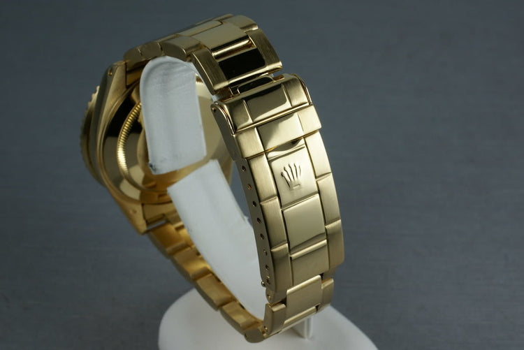 Rolex Submariner Ref: 16618 with Service Paper