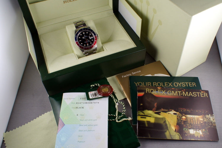 Rolex GMT 16710 Z serial with Box and Papers Stick Numeral Dial
