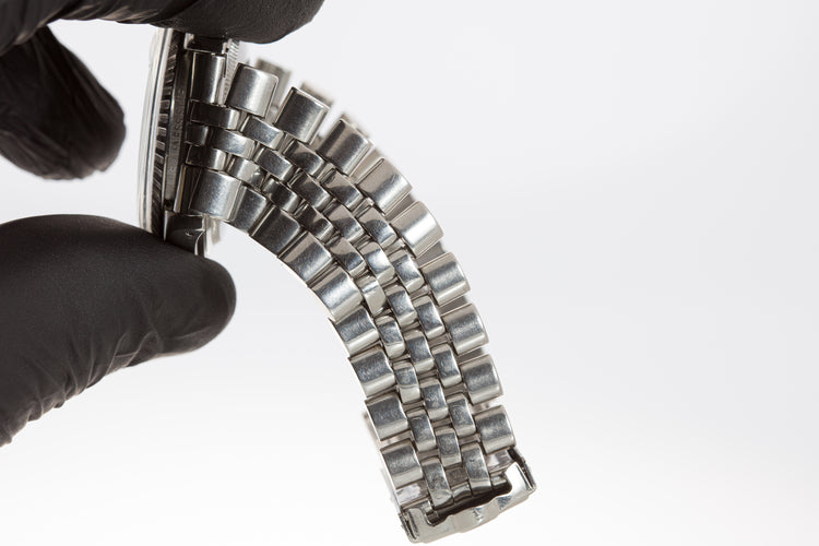 1973 Rolex Datejust Silver Sigma Dial Box, Papers & Hangtag