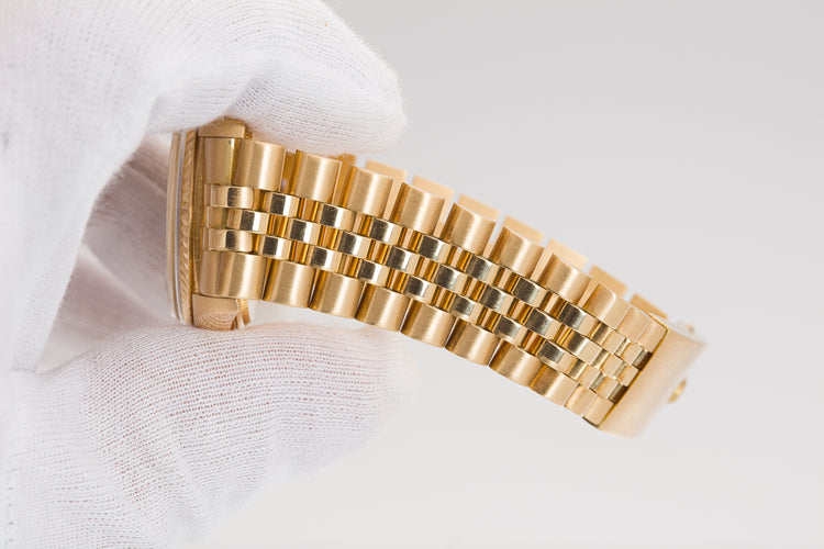 1977 Rolex 18k Datejust 1601 Gray Sigma Dial Box, Papers, Booklets, Hangtag