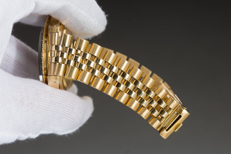 1970 Rolex 18k Submariner 1680 Black Nipple Dial Jubilee Bracelet