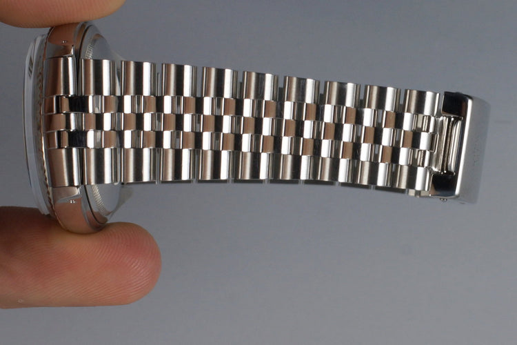 1968 Rolex DateJust 1601 Silver Non-Luminous ‘Wide Boy’ Dial