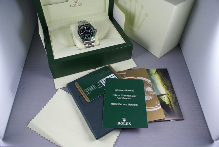 Rolex Green Submariner 16610LV Box and Papers