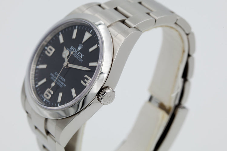 2015 Explorer 214270 with Box and Papers