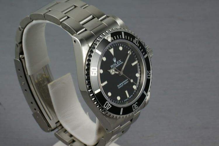 Rolex Submariner 14060 Z serial with box and Papers