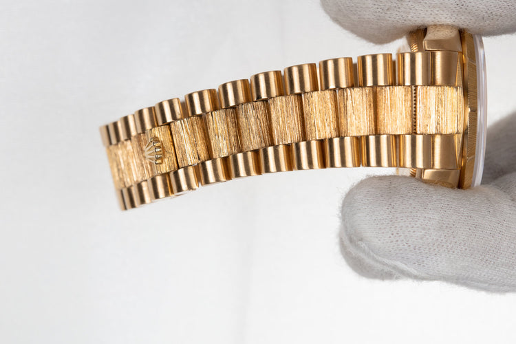 1986 Rolex 18K YG Bark Day-Date 18078 Blue Dial