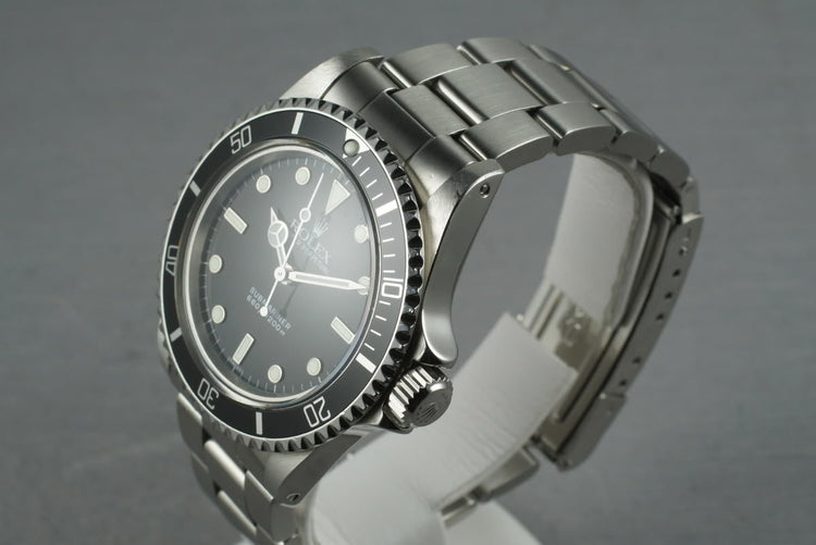 1985 Rolex Submariner 5513 with WG surrounds and Service Papers