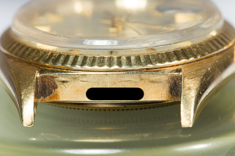 1969 Rolex 18k DateJust 1601 with Linen Dial