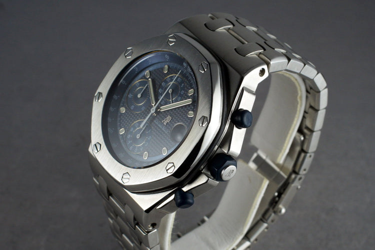 Audemars Piguet Royal Oak OffShore 25721ST with Papers