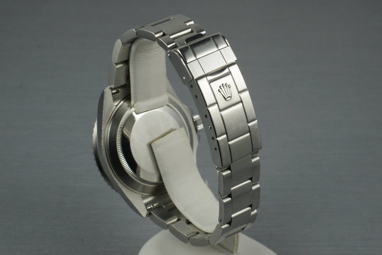 2005 Rolex Submariner 16610V with Box and Papers