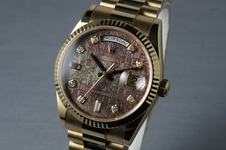 2006 Rolex 18K Day-Date 118235 Mother of Pearl Diamond Dial and Box and Papers