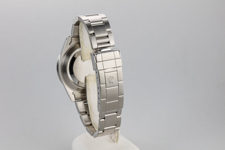 1999 Rolex Submariner 14060 with SWISS Only Dial with Box and Papers