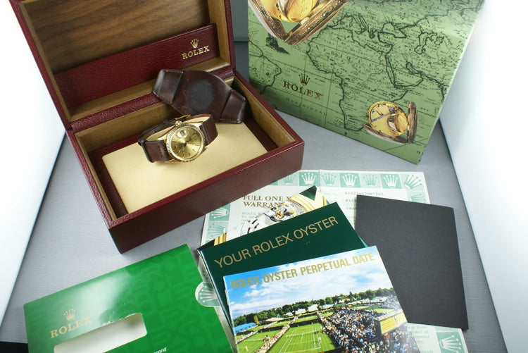 Rolex 18K Date 15238