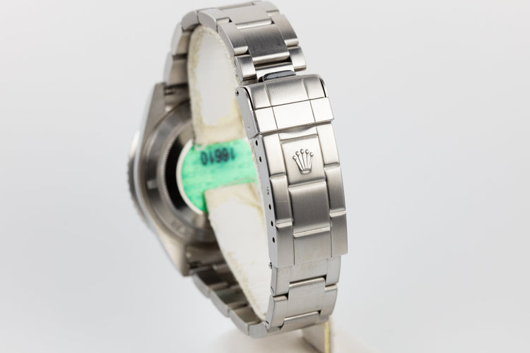 2005 Rolex Green Submariner 16610