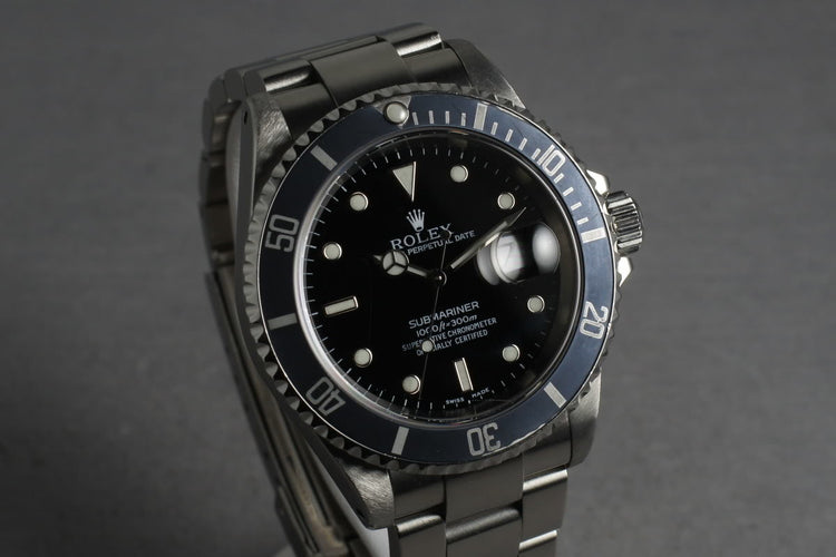 1999 Rolex Submariner 16610 Box and Papers