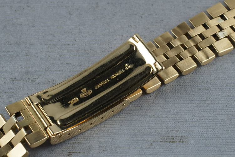 Rolex 18K Gold Datejust 6305 with Roulette date wheel and Serpico Y Laino