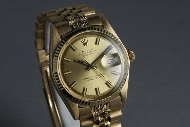 1972 Rolex Uncommon Datejust 1611 18K with bracelet with Fat Boy Dial