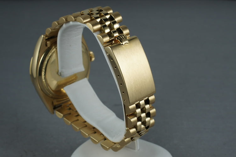 Rolex 18K Gold Datejust 6305 with Roulette date wheel and Serpico Y Laino