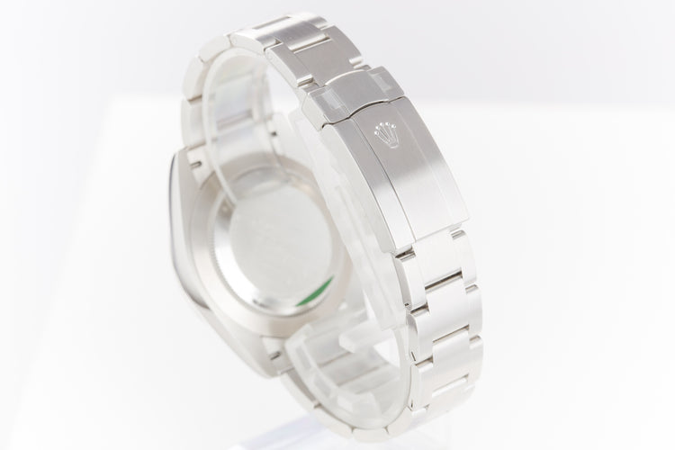 2022 Rolex Oyster Perpetual Green Dial 124300 41mm Box, Booklets, Hangtags & Card