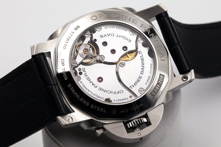 2016 Panerai PAM 233 1950 GMT 8 Days