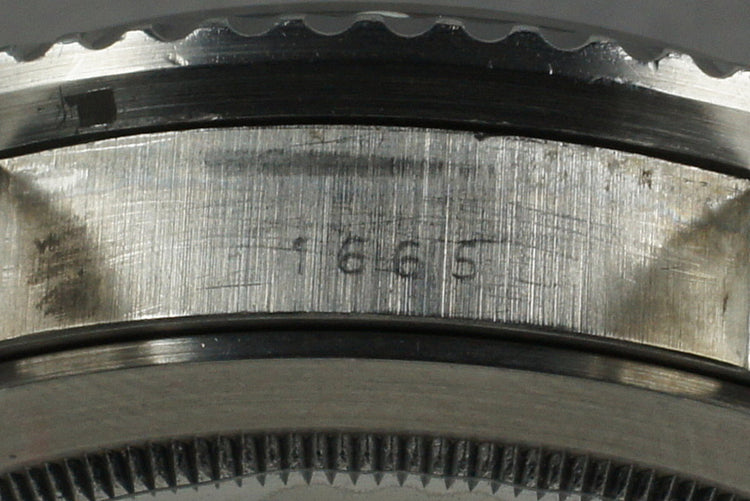 1981 Rolex Sea Dweller 1665 with Service Papers