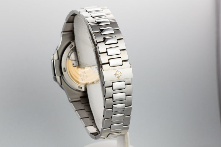 2007 Patek Philippe Nautilus 5711/1A-001 Blue Dial with Box and Papers