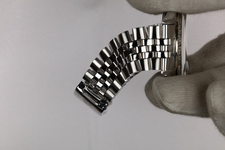1972 Rolex DateJust 1601 with No Lume Silver Wideboy Dial