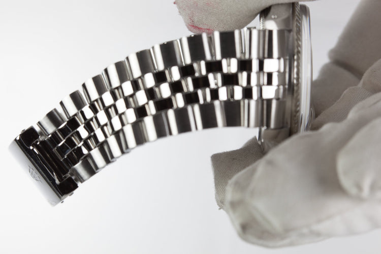 1972 Rolex Datejust 1601 Silver Dial with Box and Papers