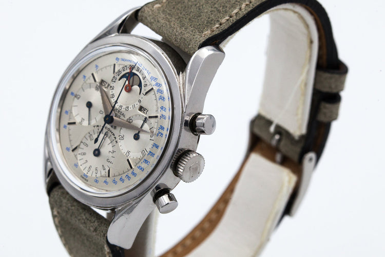 1960's Universal Geneve Tri-Compax Moonphase 222100