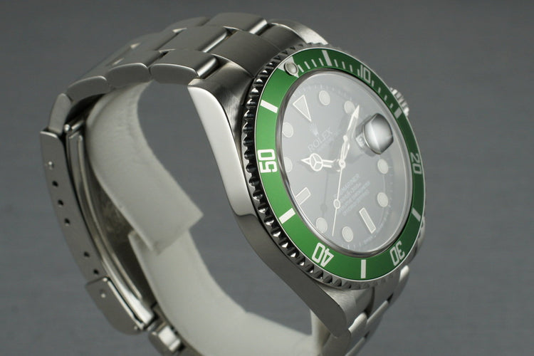 2004 Rolex Green Submariner 16610T