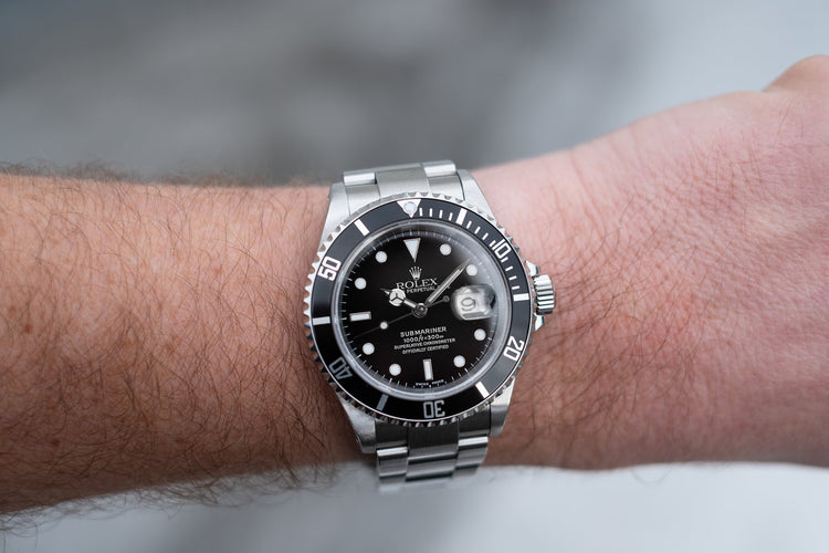 2002 Rolex Submariner 16610 with Box and Papers