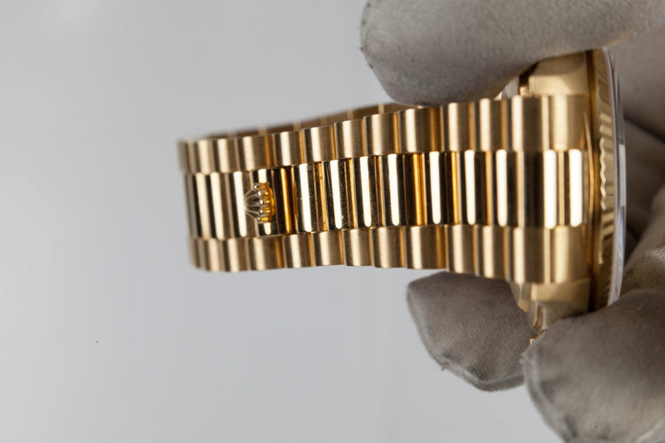 1993 Rolex 18K Day-Date 18238