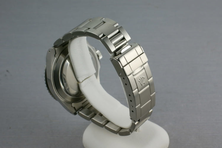 Rolex Submariner 14060 D serial with box and Papers