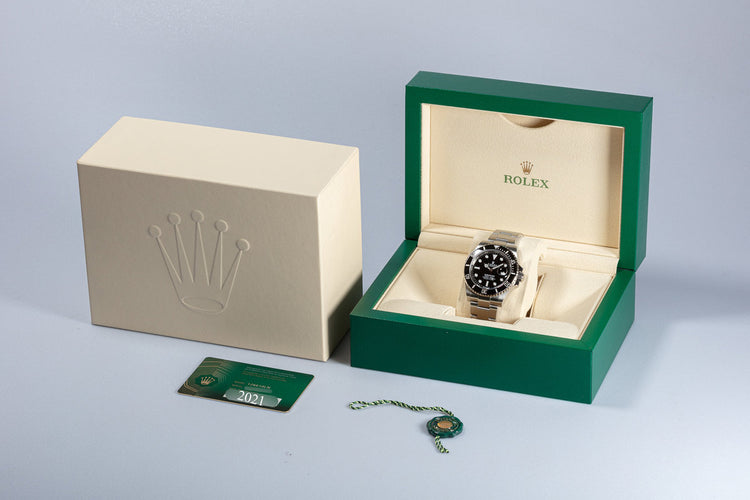 2021 Rolex Submariner 41mm 126610LN with Box & Card