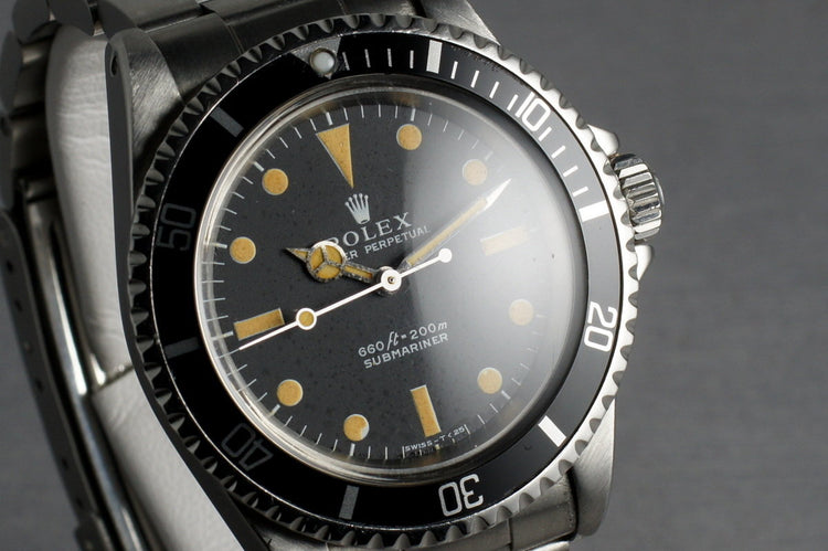 Rolex Submariner 5513 with orange creamy colored lume