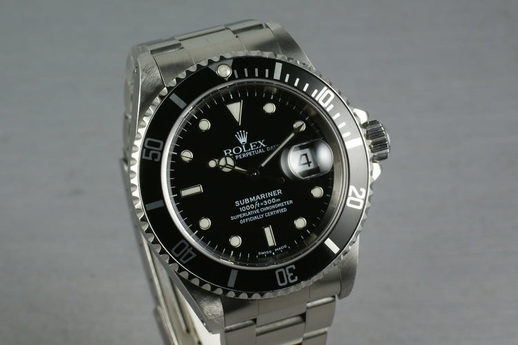 Rolex Submariner 16610 Box and Papers A serial