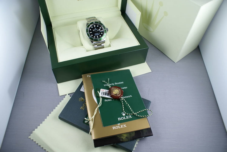 Rolex Green Submariner 16610LV Box and Papers