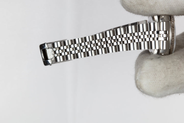 1988 Rolex Ladies Datejust 69174 with Box and Papers